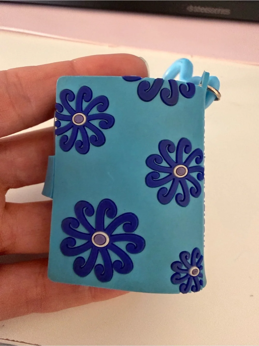 American Girl x iZone Poloroid Photo Album Blue Swirl Keychain Accessory